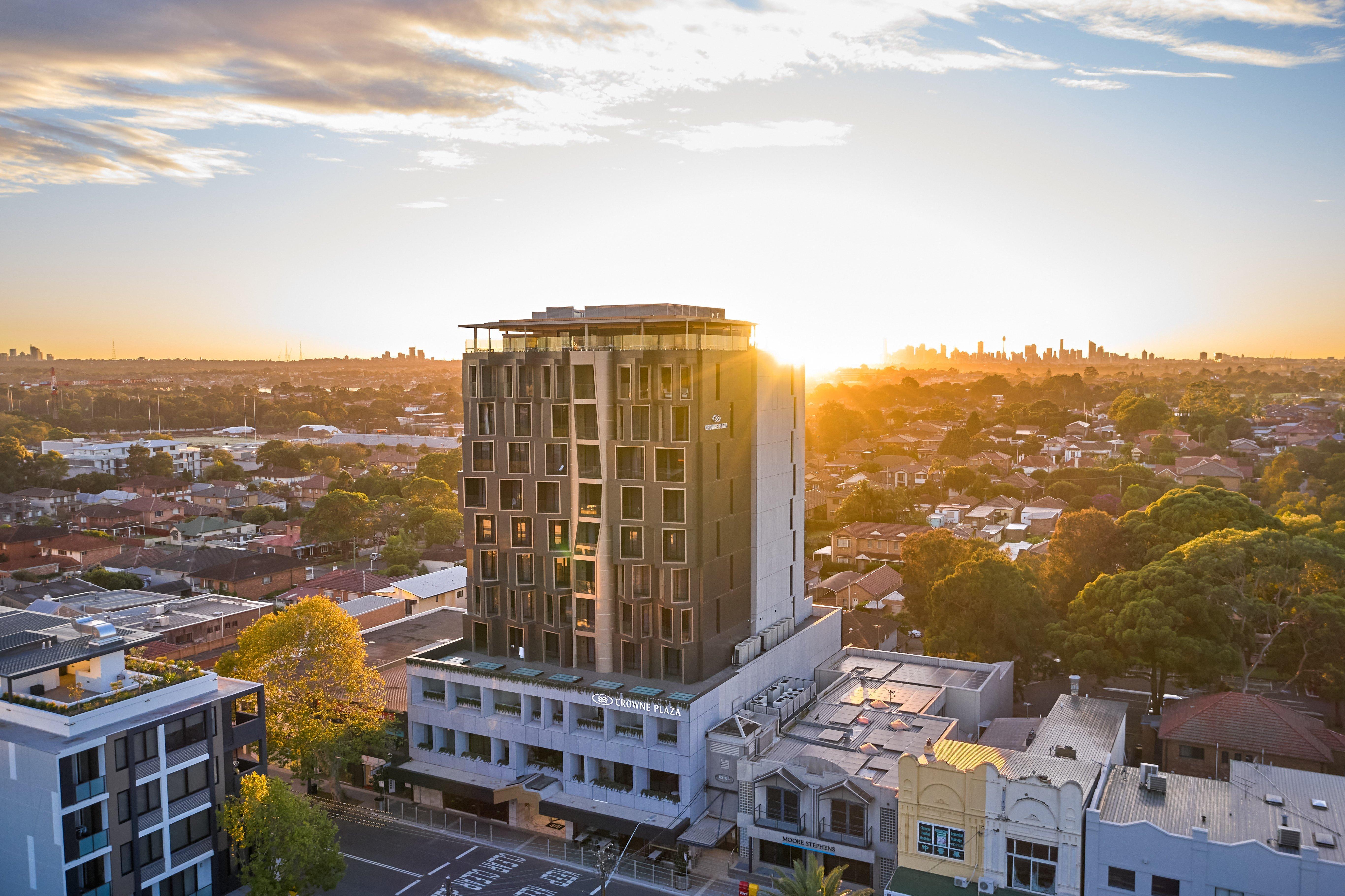 ホテル Crowne Plaza Sydney Burwood By Ihg エクステリア 写真